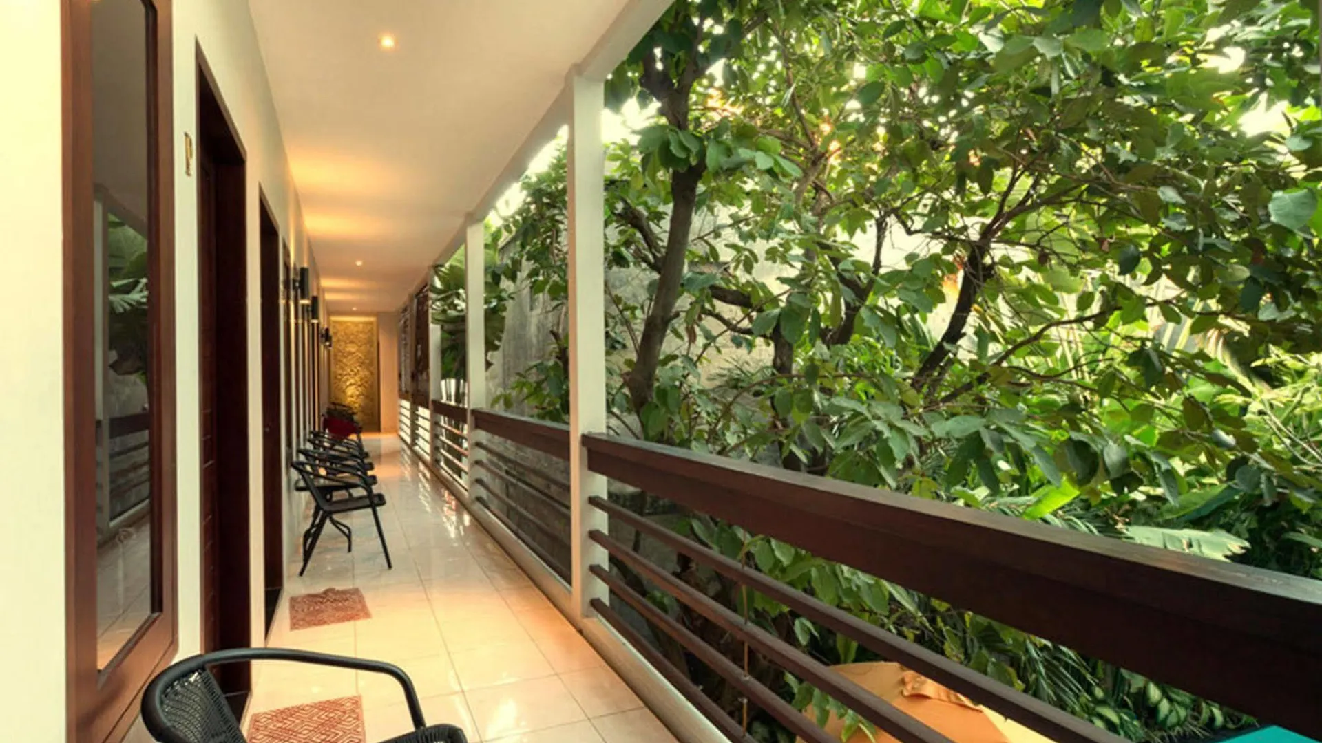 The Pavilion Hotel Kuta Kuta  3*, Kuta (Bali)